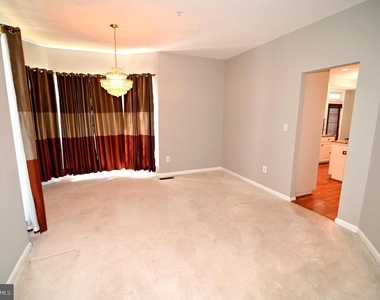 4502 Rockdale Lane - Photo Thumbnail 19