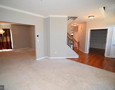 4502 Rockdale Lane - Photo Thumbnail 21