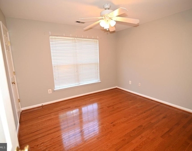 4502 Rockdale Lane - Photo Thumbnail 46