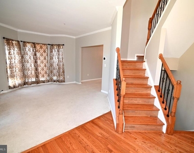 4502 Rockdale Lane - Photo Thumbnail 16