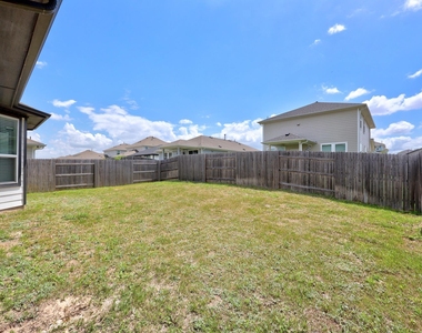 213 Graver St - Photo Thumbnail 31