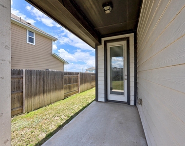 213 Graver St - Photo Thumbnail 29