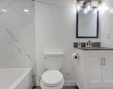 3717 36th Street - Photo Thumbnail 15