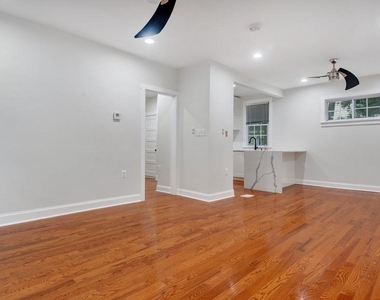 3717 36th Street - Photo Thumbnail 5
