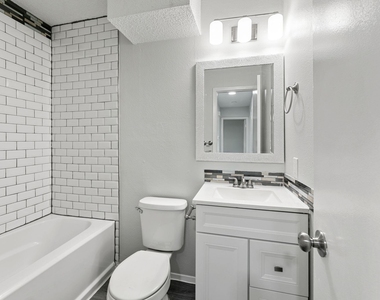 3460 Willowrun Dr - Photo Thumbnail 5