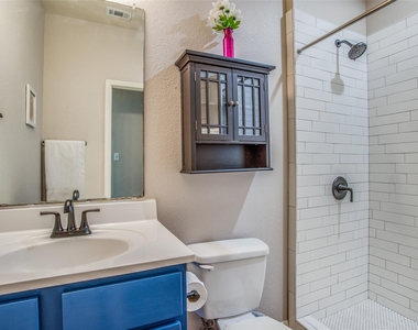 4518 Senda Ln - Photo Thumbnail 17