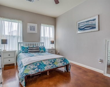 4518 Senda Ln - Photo Thumbnail 12