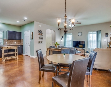 4518 Senda Ln - Photo Thumbnail 6