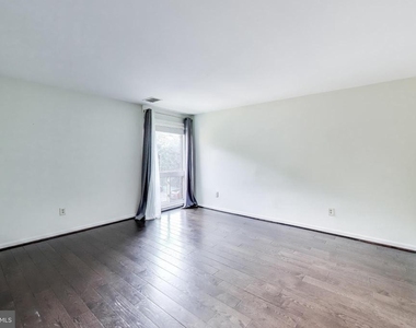 9820 Georgia Avenue - Photo Thumbnail 10