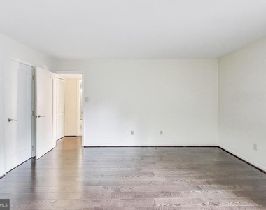 9820 Georgia Avenue - Photo Thumbnail 12