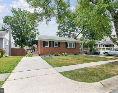 9923 Mayfield Drive - Photo Thumbnail 1