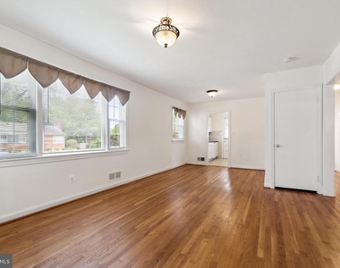 9923 Mayfield Drive - Photo Thumbnail 3