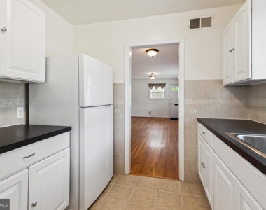 9923 Mayfield Drive - Photo Thumbnail 8