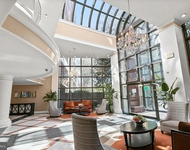 10101 Grosvenor Place - Photo Thumbnail 16
