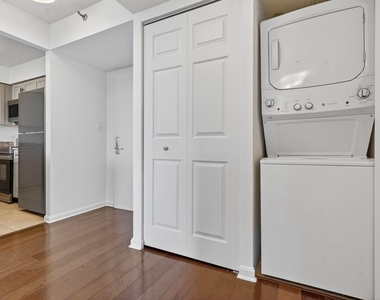 10101 Grosvenor Place - Photo Thumbnail 12