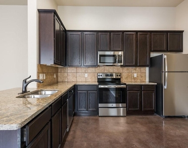 491 Jack Rabbit Ln - Photo Thumbnail 3