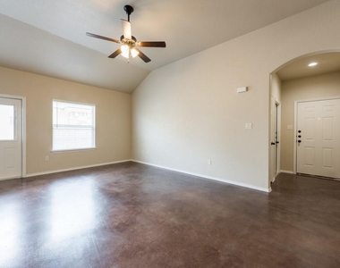 491 Jack Rabbit Ln - Photo Thumbnail 6