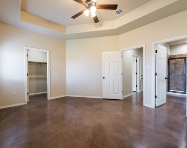491 Jack Rabbit Ln - Photo Thumbnail 10