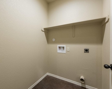 491 Jack Rabbit Ln - Photo Thumbnail 16