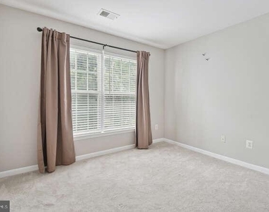 18705 Sparkling Water Drive - Photo Thumbnail 12