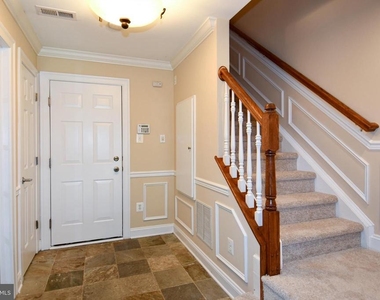 589 Cedar Spring Street - Photo Thumbnail 1
