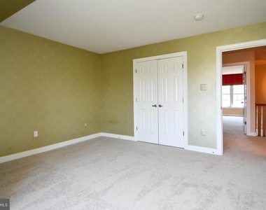 589 Cedar Spring Street - Photo Thumbnail 37