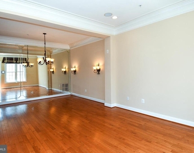 589 Cedar Spring Street - Photo Thumbnail 19