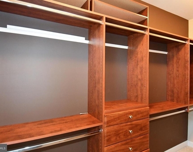 589 Cedar Spring Street - Photo Thumbnail 24