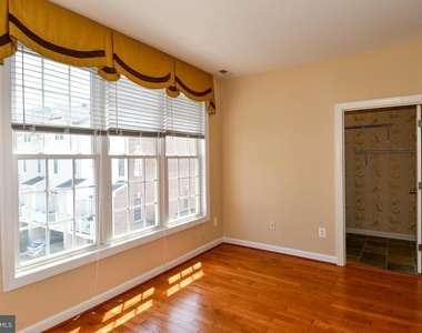 589 Cedar Spring Street - Photo Thumbnail 30