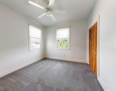 1608 E 19th St - Photo Thumbnail 21