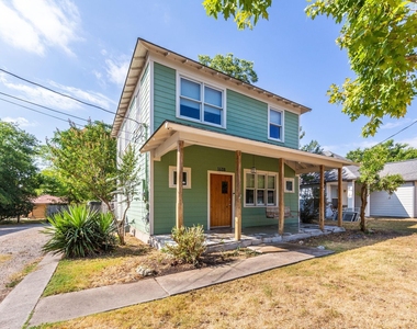 1608 E 19th St - Photo Thumbnail 2