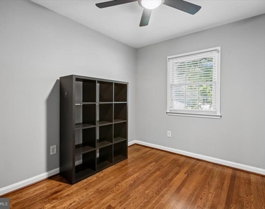 3801 Denfeld Avenue - Photo Thumbnail 13