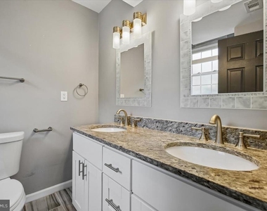 3801 Denfeld Avenue - Photo Thumbnail 18