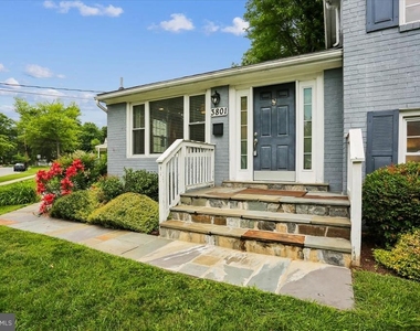 3801 Denfeld Avenue - Photo Thumbnail 2
