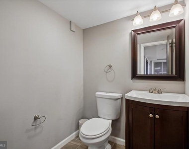 3801 Denfeld Avenue - Photo Thumbnail 21