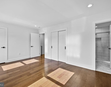 10222 Arizona Circle - Photo Thumbnail 18