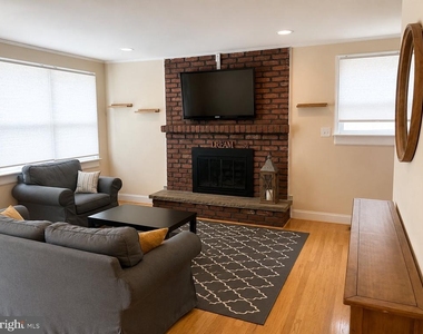 4508 Chestnut Street - Photo Thumbnail 7