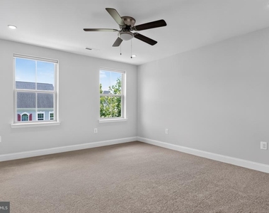 12241 Bluffwood Terrace - Photo Thumbnail 20