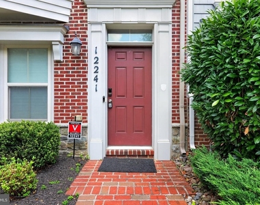 12241 Bluffwood Terrace - Photo Thumbnail 3