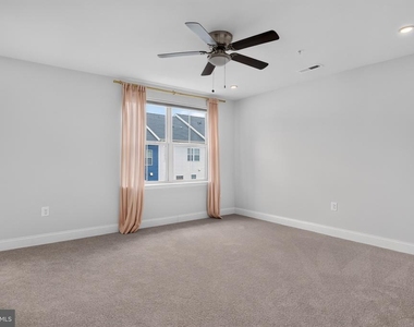 12241 Bluffwood Terrace - Photo Thumbnail 25