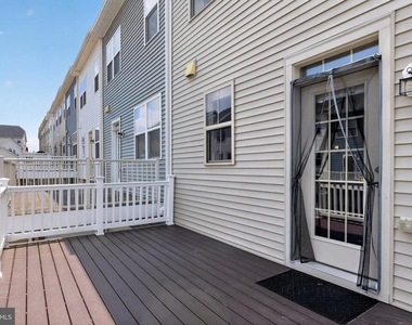 12241 Bluffwood Terrace - Photo Thumbnail 9