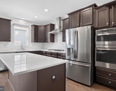 12241 Bluffwood Terrace - Photo Thumbnail 18