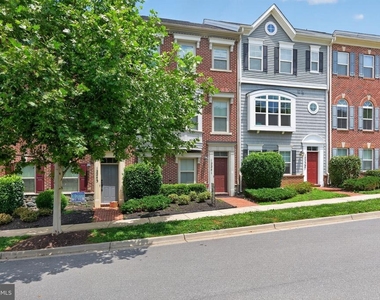 12241 Bluffwood Terrace - Photo Thumbnail 2