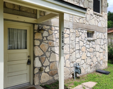 206 E 34th St - Photo Thumbnail 1