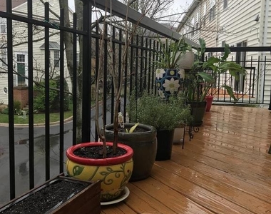 9742 Washingtonian Boulevard - Photo Thumbnail 4
