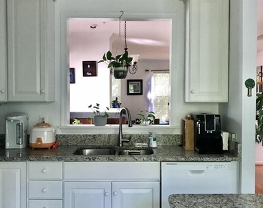 9742 Washingtonian Boulevard - Photo Thumbnail 2