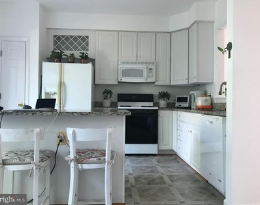 9742 Washingtonian Boulevard - Photo Thumbnail 1
