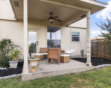 13524 Lyndon B Johnson St - Photo Thumbnail 17