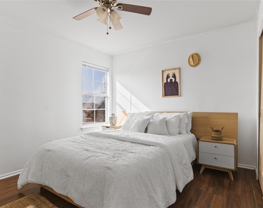 13524 Lyndon B Johnson St - Photo Thumbnail 37