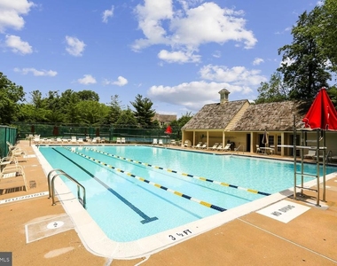 5702 Brewer House Circle - Photo Thumbnail 43